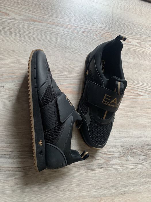 EA7 Emporio Armani Sneakers X8X066 XK199 N442 Negru-Gold