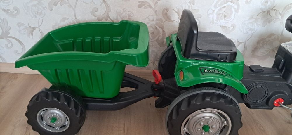 Трактор с ремарке детски