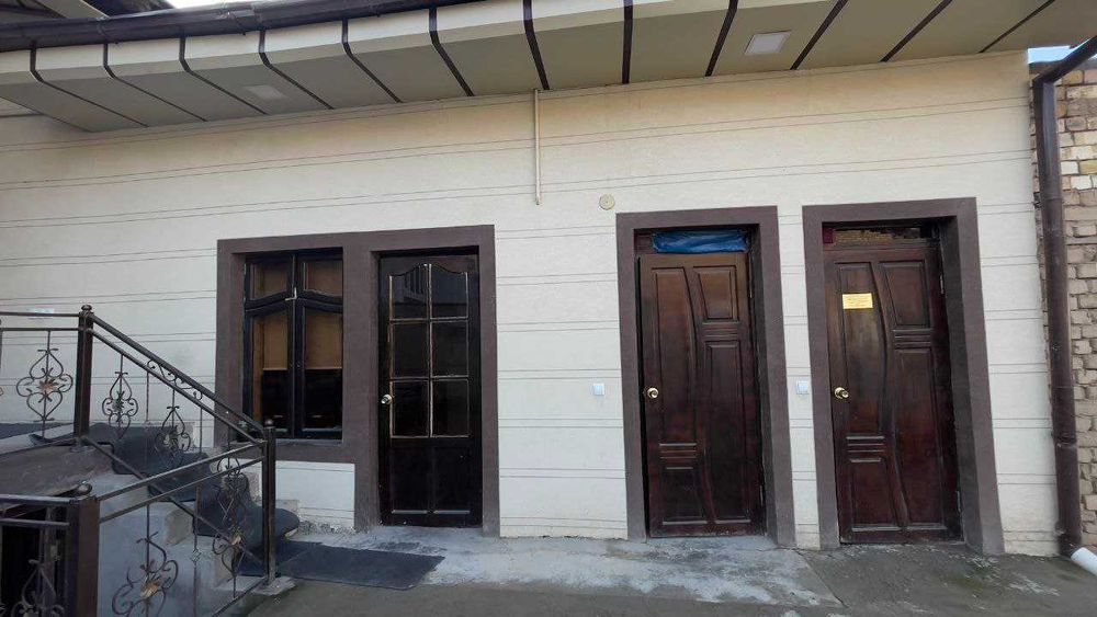 Ўрикзорда Учтапа тумани, Зарафшон кўчаси 4 сотих уй сотилади.