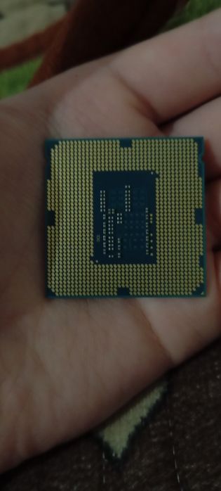 Офисник комп все сразу либо по деталям