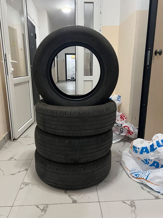 Продам комплект летних шин