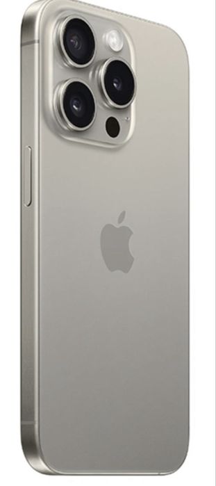 Продам iphone 15 pro titanium