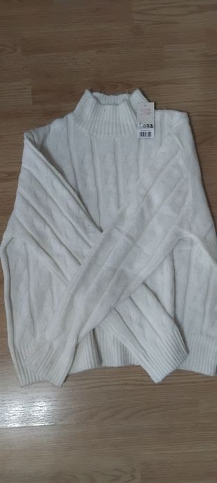 Pulover dama L/XL ,nou cu eticheta