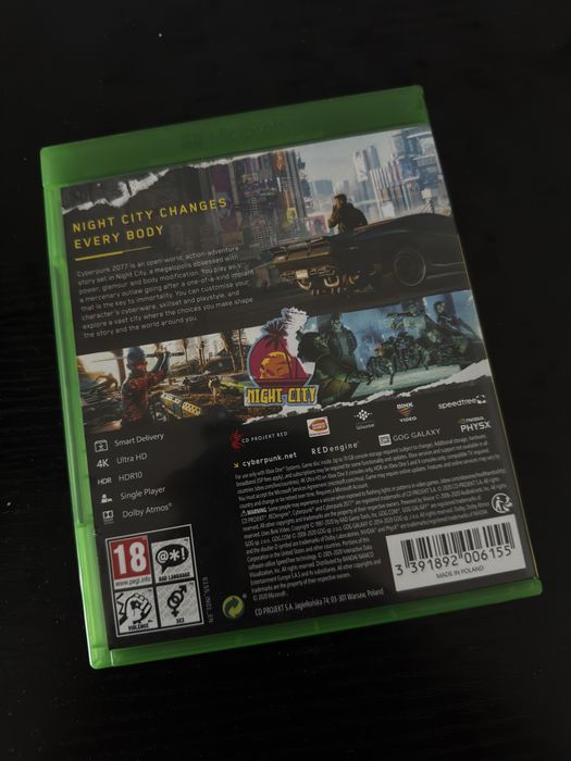 Joc CYBERPUNK 2077 compatibil cu consolele Xbox One & Seriiile X/S