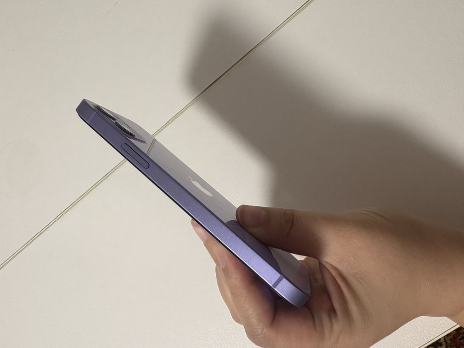 Айфон 12 . 128 гб