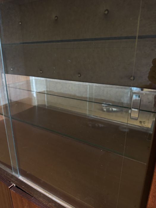 Шкаф - витрина Сервант  ГДР 60-х годов