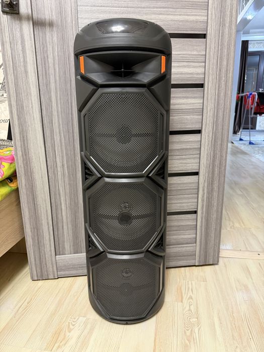 Продам колонку с микрофоном