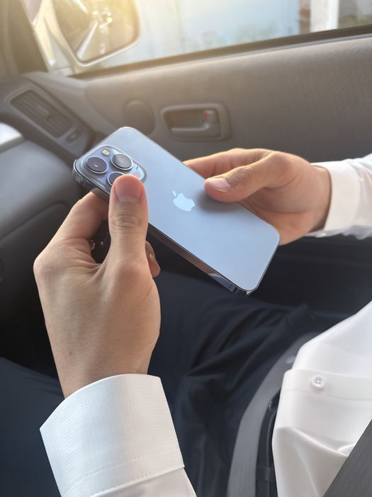 Айфон 13 про .256гб . 150000тг