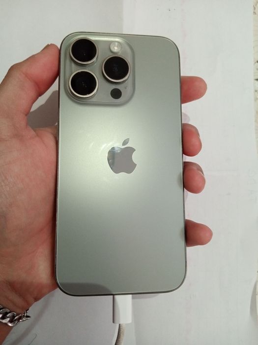 Iphone 15 pro с гаоантией