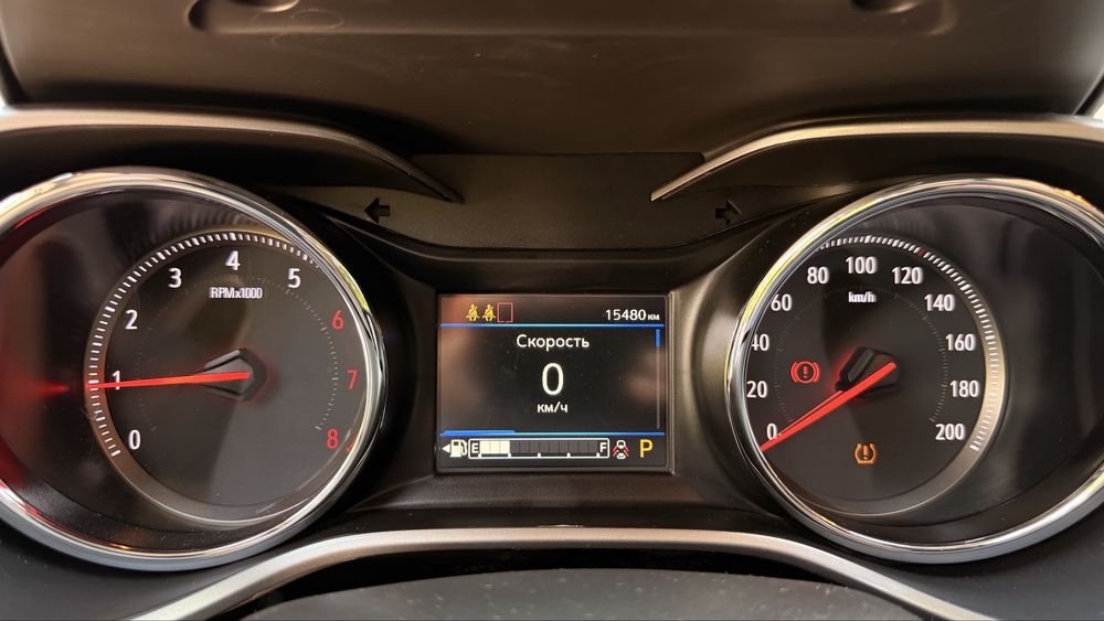 Chevrolet Tracker 2 Premier Plus, 2024 черный