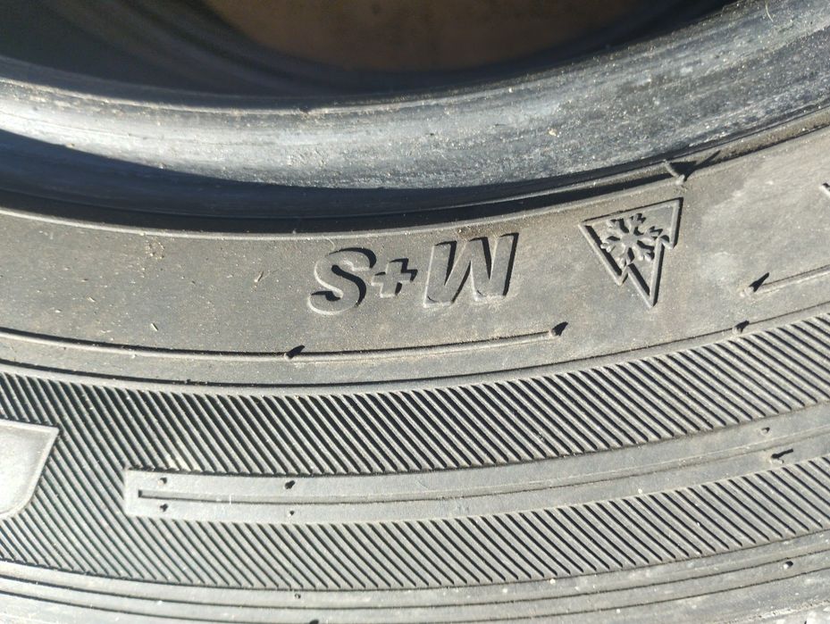 Cauciucuri  C-uri 215 16R  17C