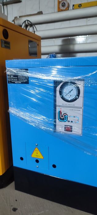 Винтовой компрессор VSD с осушителем