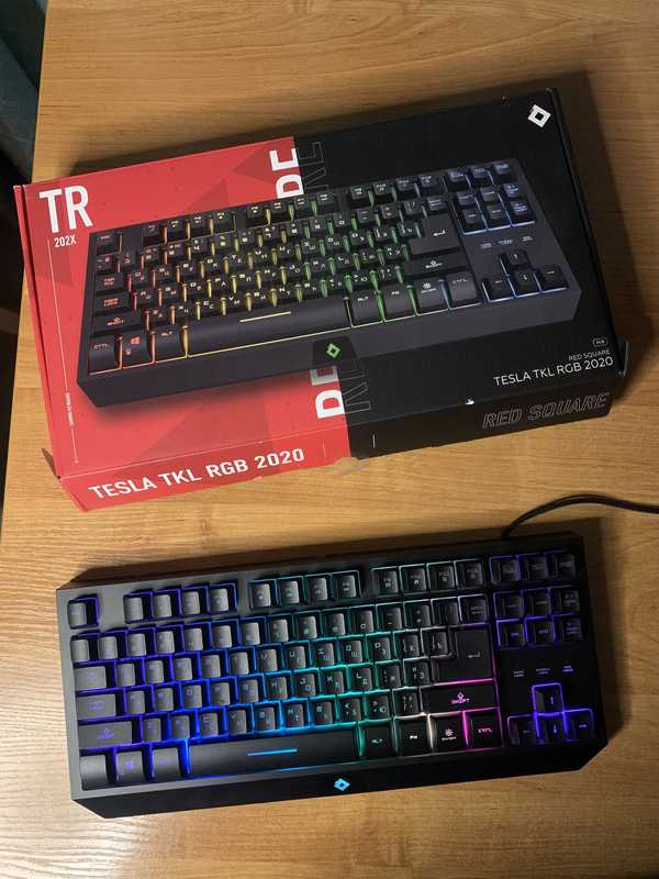 Red square tesla tkl rgb