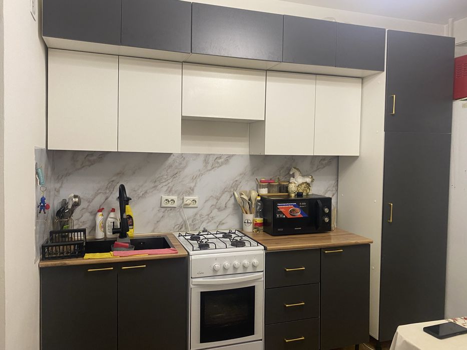 Куханный гарнитур