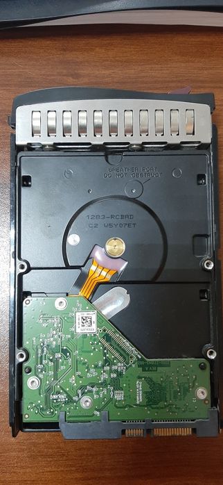 Жёсткий диск  4 ТБ