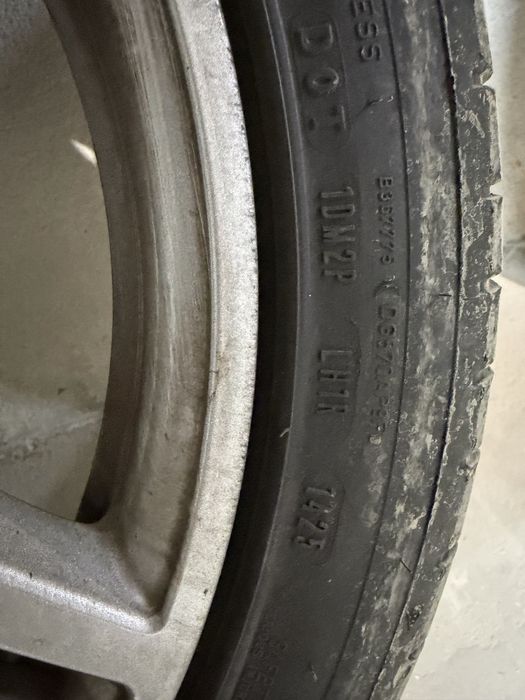 Оргинални джанти за Мерцедес 18-ки АМГ с чисто нови гуми