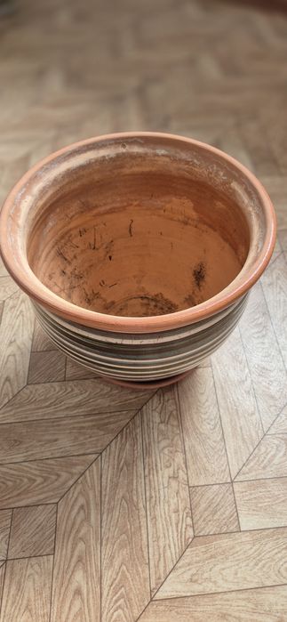 Цветочный горшок