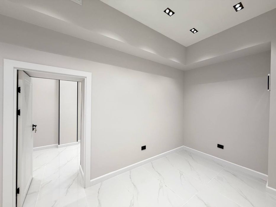 Срочно Продаётся Нежилое Помещения 1/Линия Хамза метро 100.м2