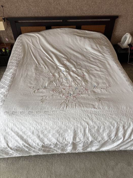 Cuvertura XXL pat, pled, acoperitoare lucrata de mana