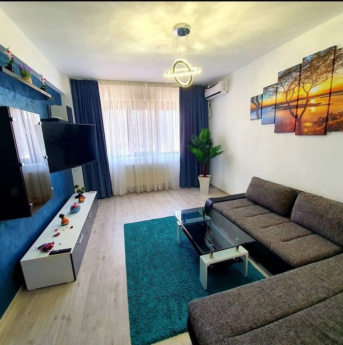 Inchiriez apartament Mamaia Nord, zona Alezzi 100m plajă. Termen lung