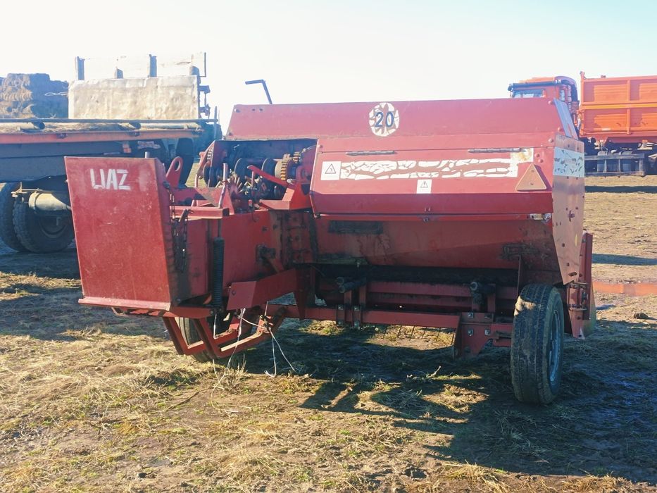 Пресс подборщик . Тукан 1600