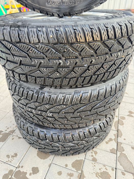 Продам Диски с зимней резиной