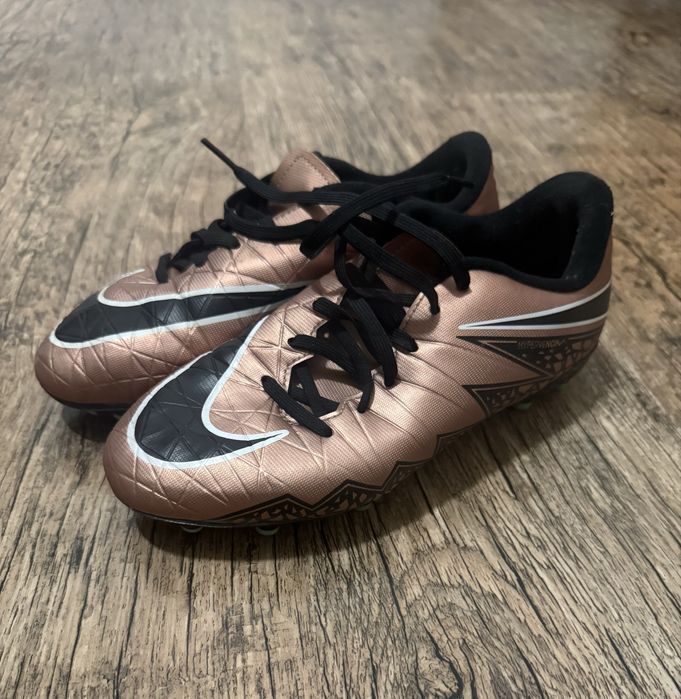 Детски бутонки Nike Hypervenom 38 номер