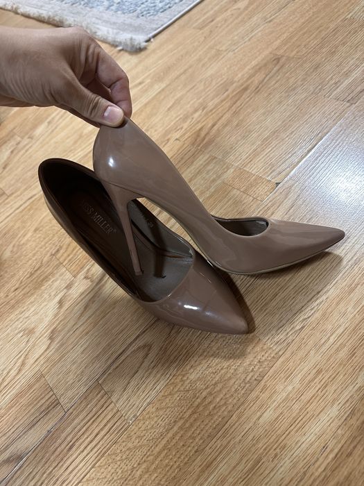 Женская обувь, туфли