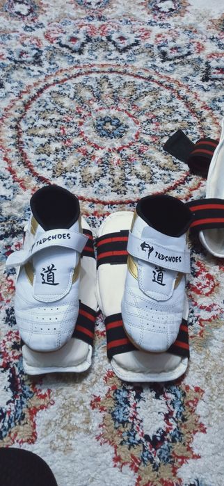 Продам экипировку