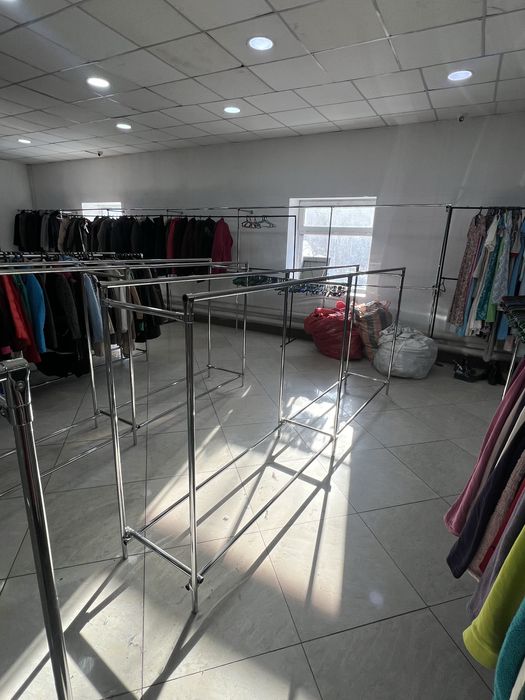 Продаются витрина полки