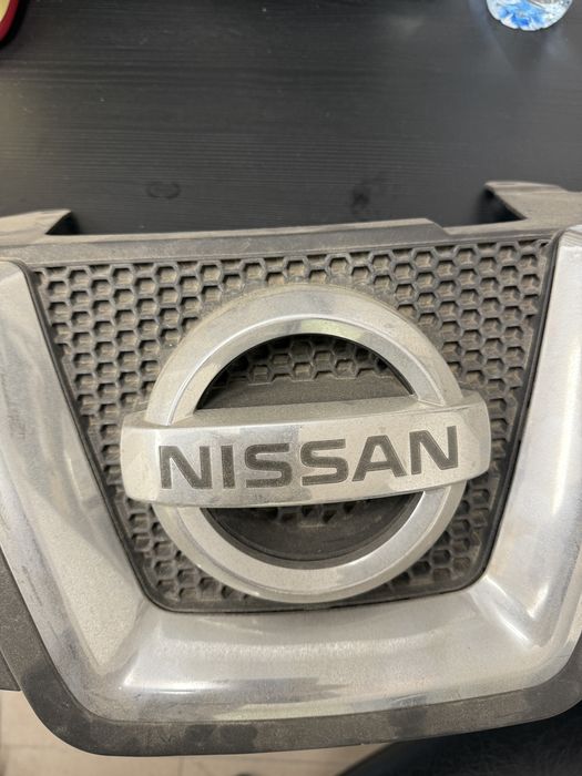 Предна решетка NISSAN J10 НИСАН J10