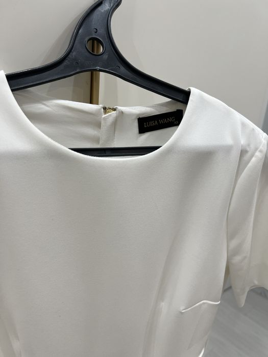 Коктейльное белое платье