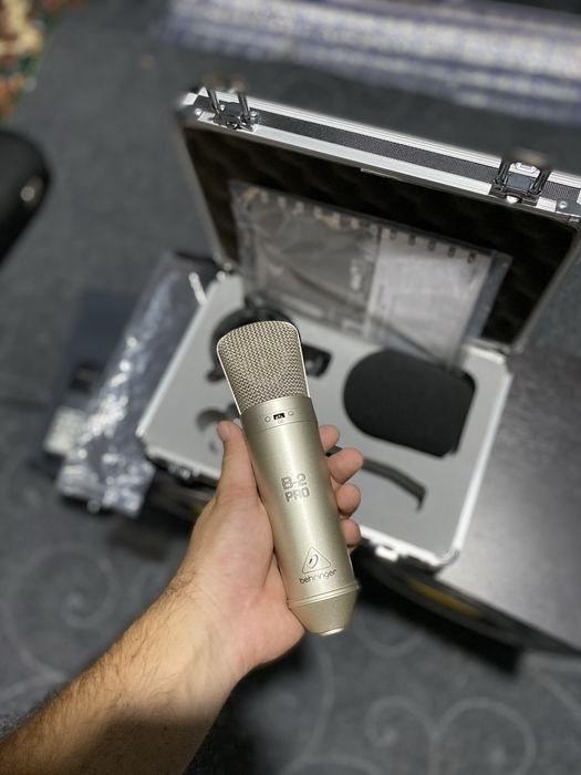 Microlab PRO 3  studio monitor + behringer B2 PRO KOMPLEKT