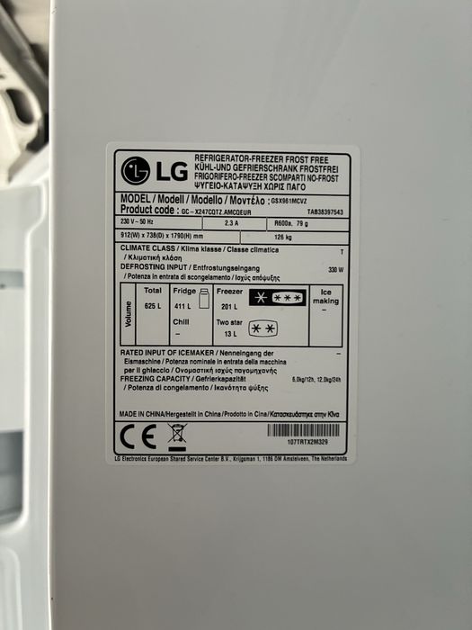 Frigider Lg side by side