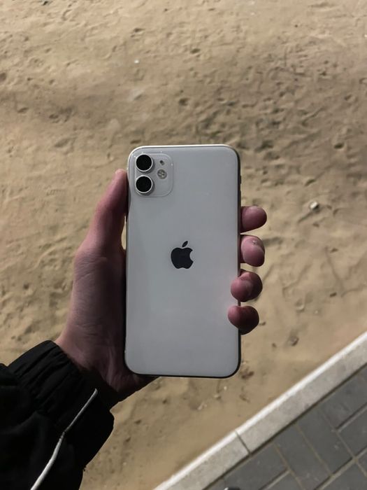 Продается iPhone 11