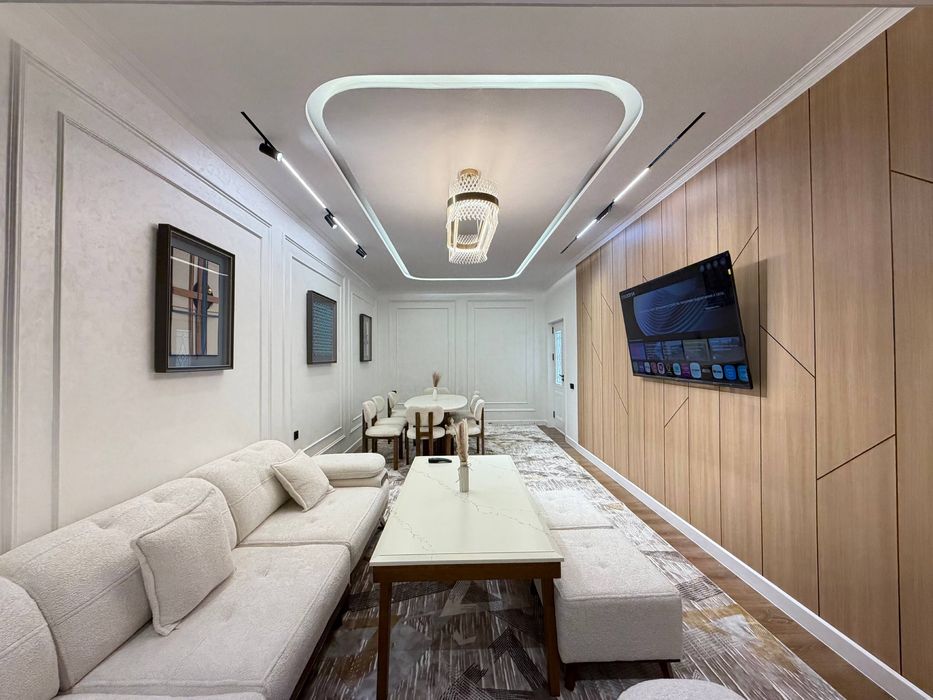 Продаётся 3-комнатная квартира с евроремонтом в новостройке.