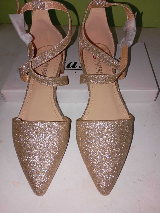 Sandale superbe auri talpa joasa Nr 38 39 40