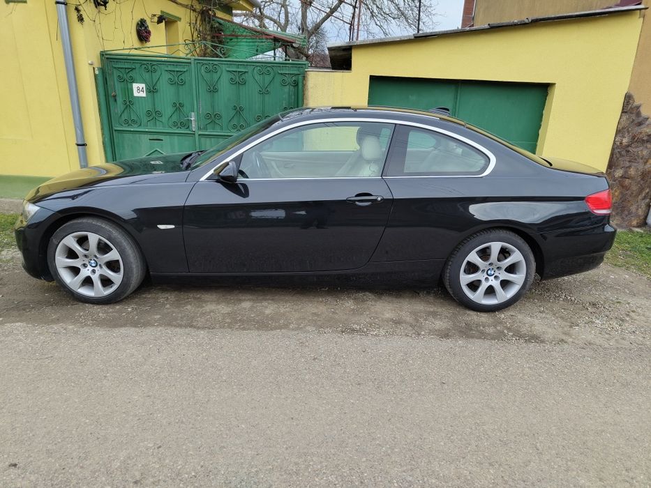 Vand Bmw seria 3 coupe e92 320d 2009