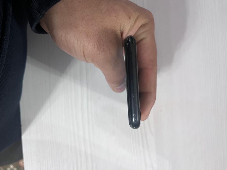 Продам или обмен Айфон SE