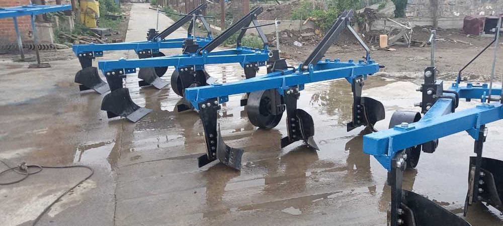 Плуг навесной 3-35