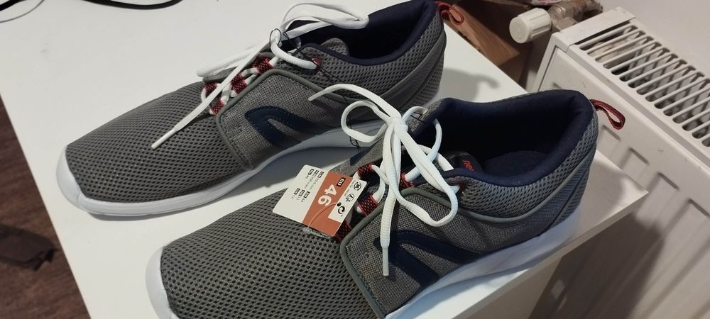 Pantofi  buni negri 37 și 35 și 46 adidași