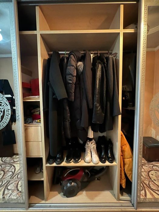 Шкаф купе продам