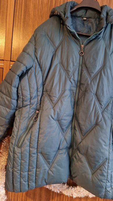 Дамско яке,в зелен цвят