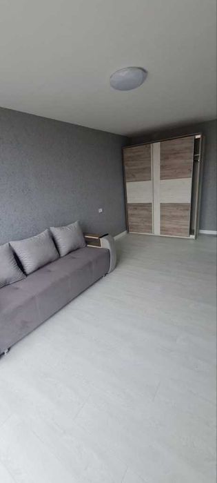 Дава се под наем Двустаен апартамент в София, Люлин 10 - 65 кв.м за 382.5 € - Снимка #1