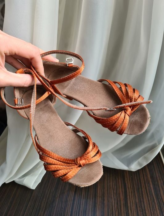 Туфли для танцев