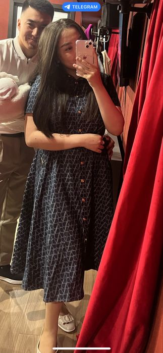 Продается платье ткань плотная