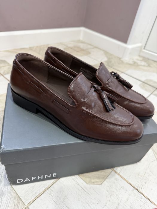 Лоферы коричневые новые