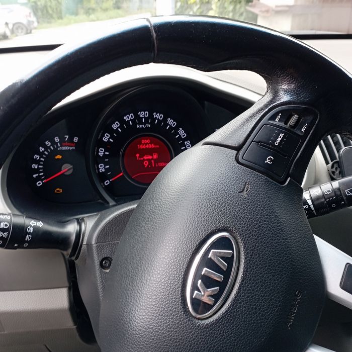 Кия спортейдж 2011 г,