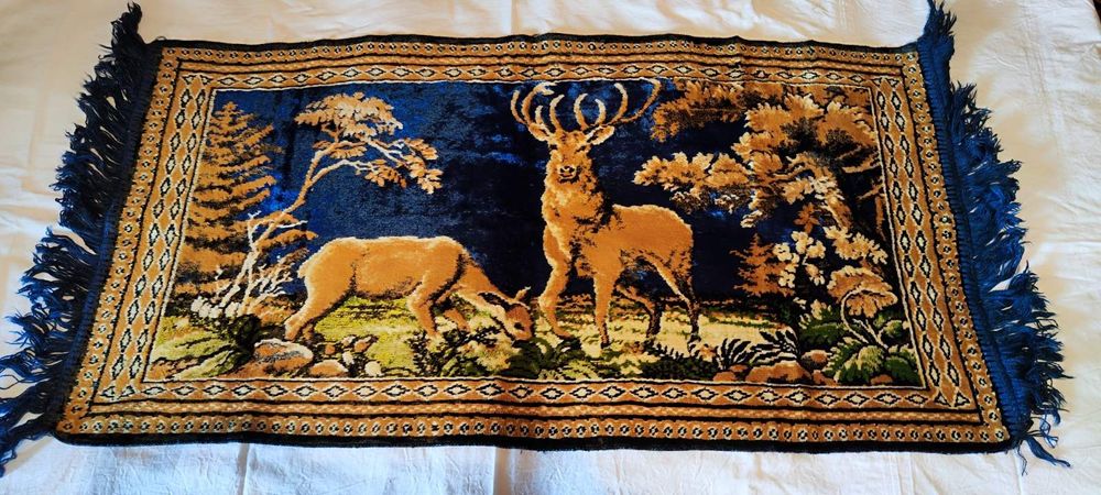 Бродирани възгавници,шевици