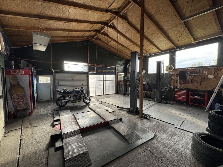 Vand/Variante spatiu comercial 6 Vanatori la 2 minute de AFI/Atrium